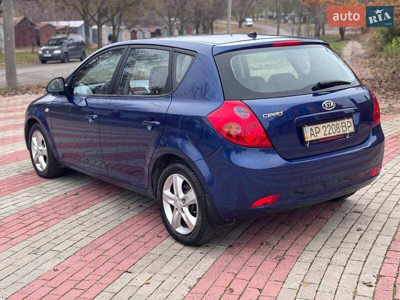 Хетчбек Kia Ceed 2008 в Запоріжжі фото 7 Хетчбек Kia Ceed 2008 в Запоріжжі