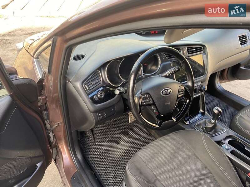 Хетчбек Kia Ceed 2013 в Києві