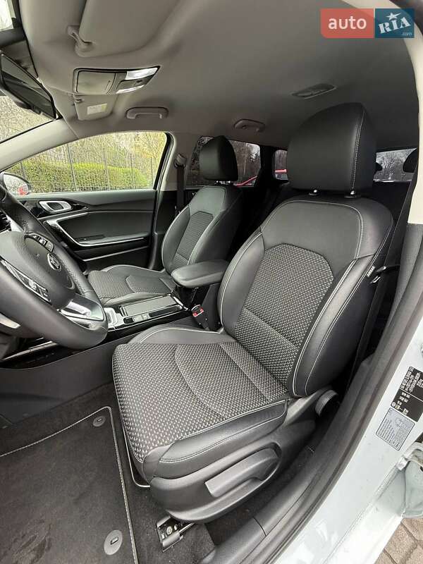 Универсал Kia Ceed 2020 в Запорожье