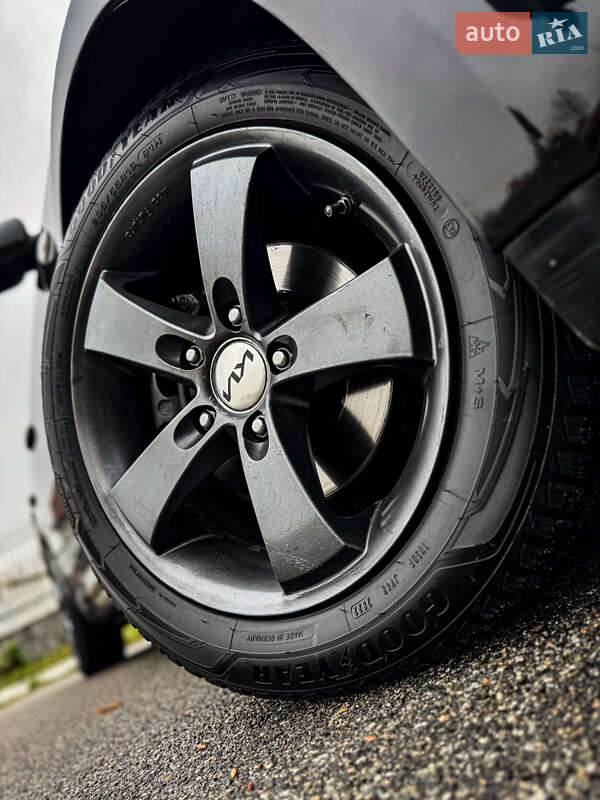 Хетчбек Kia Ceed 2009 в Києві фото 13 Хетчбек Kia Ceed 2009 в Києві