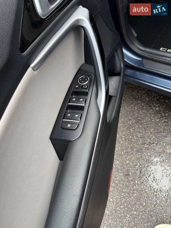 Универсал Kia Ceed 2019 в Киеве фото 7 Универсал Kia Ceed 2019 в Киеве