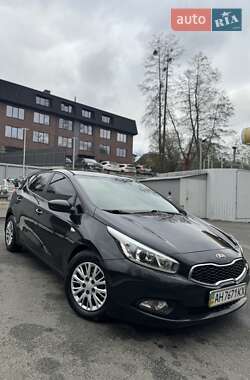 Хэтчбек Kia Ceed 2013 в Киеве