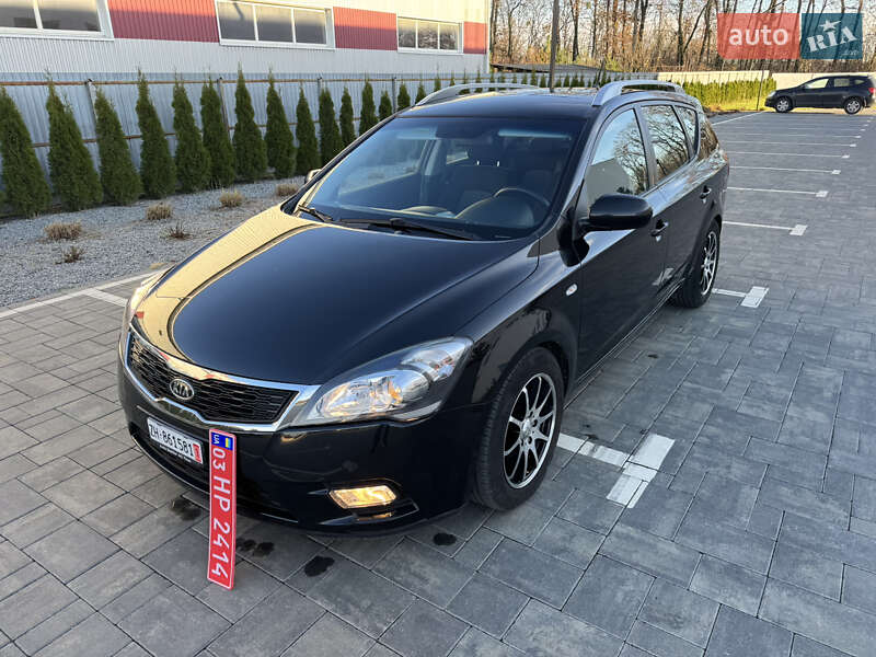 Универсал Kia Ceed 2012 в Луцке