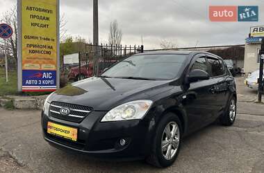 Хэтчбек Kia Ceed 2007 в Николаеве