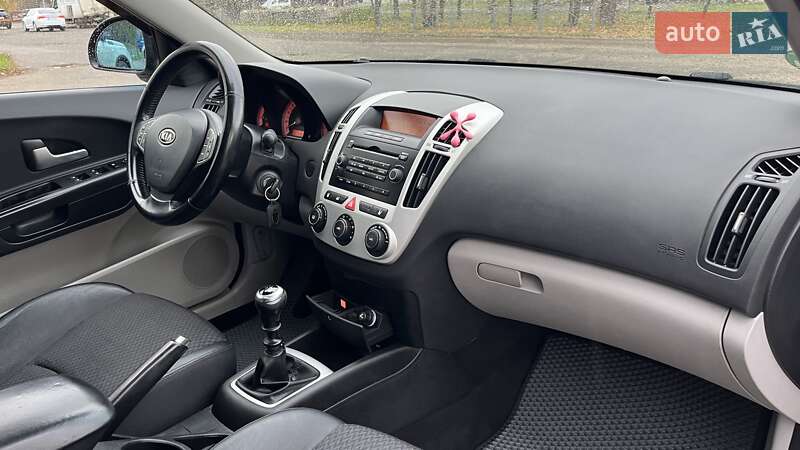 Хетчбек Kia Ceed 2007 в Миколаєві фото 8 Хетчбек Kia Ceed 2007 в Миколаєві