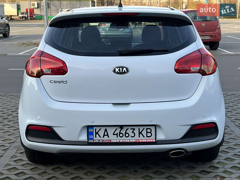 Хэтчбек Kia Ceed 2013 в Киеве