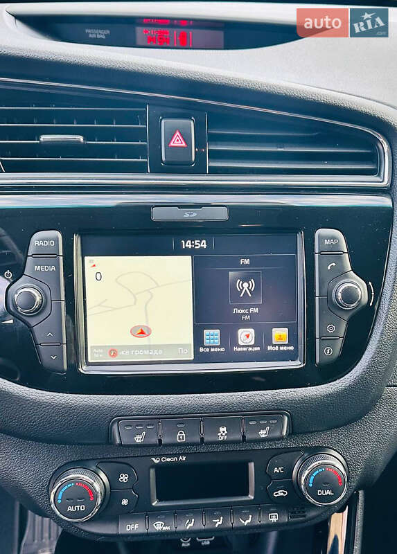 Універсал Kia Ceed 2017 в Чернівцях фото 17 Універсал Kia Ceed 2017 в Чернівцях