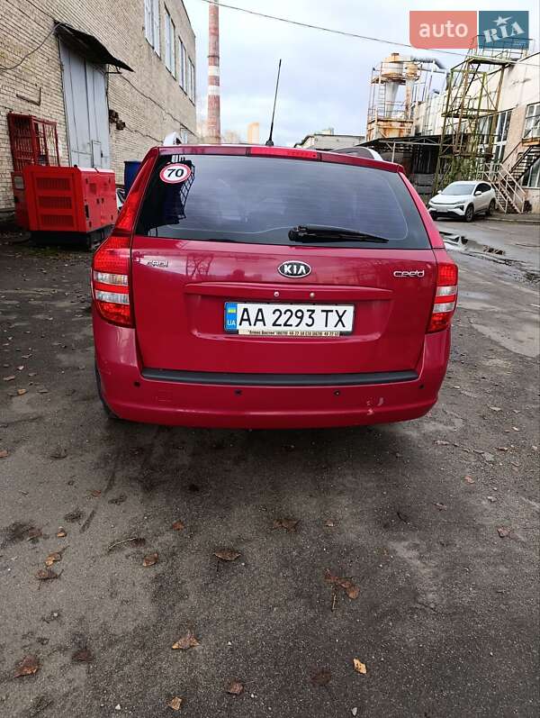 Хэтчбек Kia Ceed 2008 в Киеве фото 6 Хэтчбек Kia Ceed 2008 в Киеве