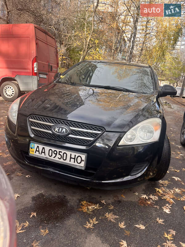 Хетчбек Kia Ceed 2008 в Києві фото Хетчбек Kia Ceed 2008 в Києві