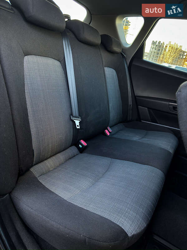 Хетчбек Kia Ceed 2009 в Києві фото 28 Хетчбек Kia Ceed 2009 в Києві