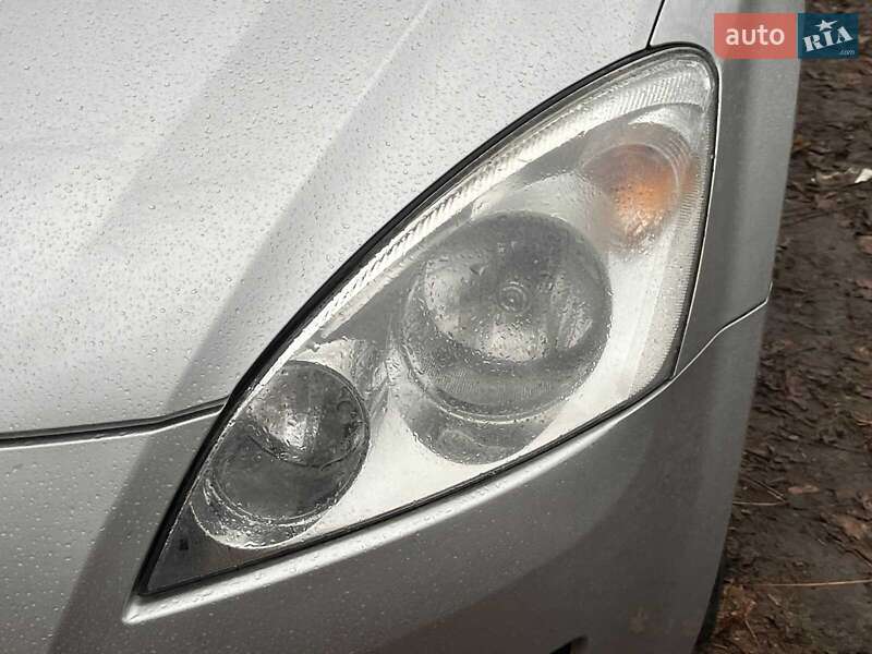 Хэтчбек Kia Ceed 2007 в Киеве