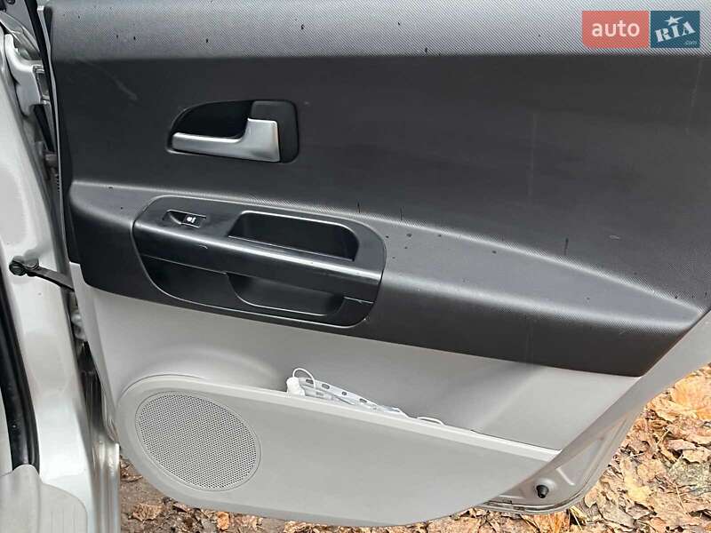 Хэтчбек Kia Ceed 2007 в Киеве