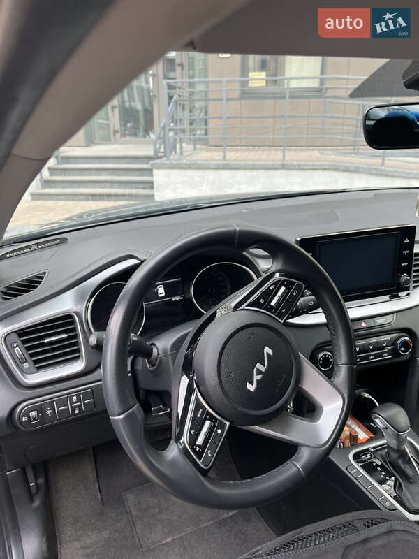 Хетчбек Kia Ceed 2024 в Києві