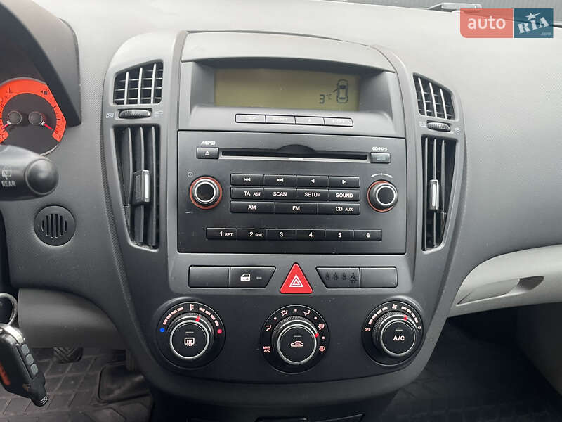 Универсал Kia Ceed 2007 в Калиновке фото 23 Универсал Kia Ceed 2007 в Калиновке