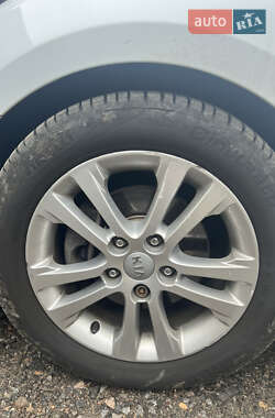 Хэтчбек Kia Ceed 2013 в Харькове