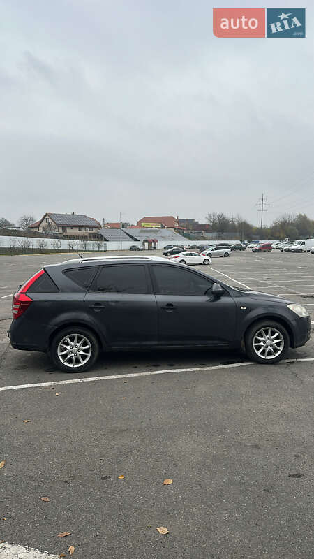 Универсал Kia Ceed 2008 в Ужгороде