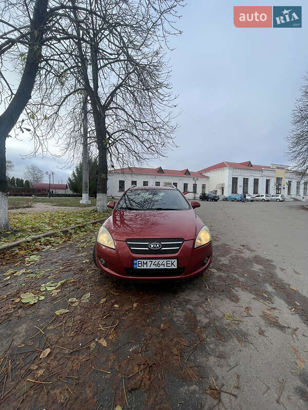 Универсал Kia Ceed 2009 в Ромнах