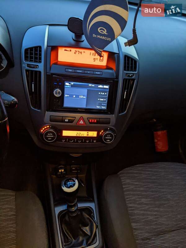 Универсал Kia Ceed 2009 в Бурштыне