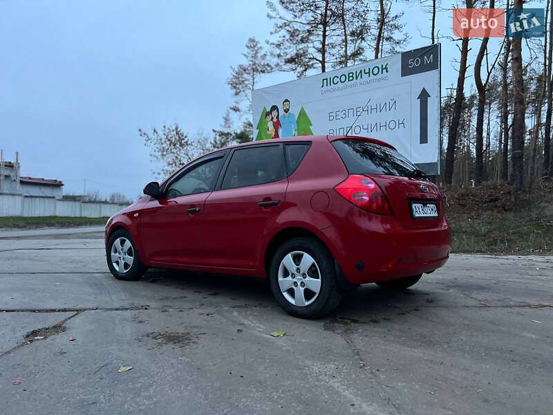 Хэтчбек Kia Ceed 2007 в Змиеве фото 7 Хэтчбек Kia Ceed 2007 в Змиеве