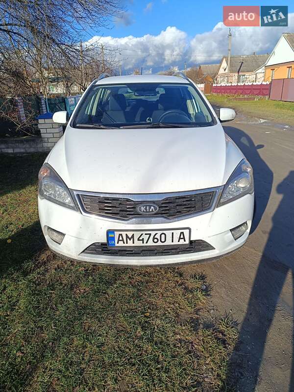 Универсал Kia Ceed 2010 в Емильчине фото Универсал Kia Ceed 2010 в Емильчине