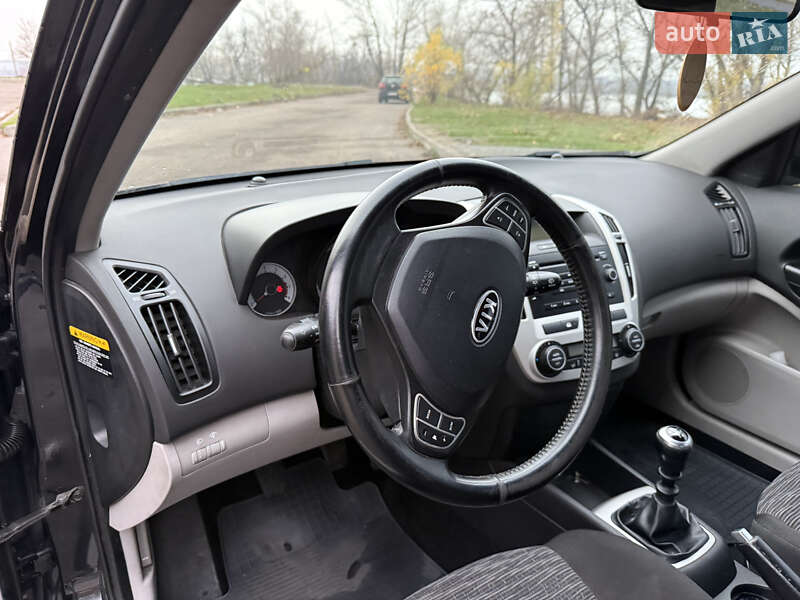 Хэтчбек Kia Ceed 2008 в Днепре фото 10 Хэтчбек Kia Ceed 2008 в Днепре