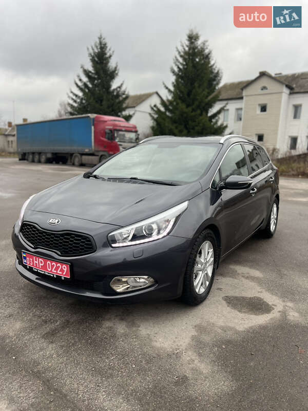 Универсал Kia Ceed 2014 в Ровно