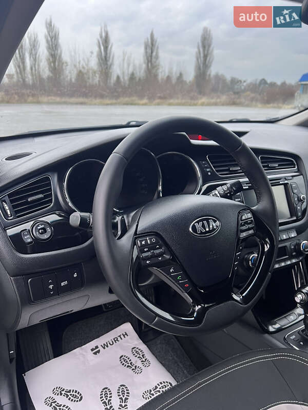 Универсал Kia Ceed 2014 в Ровно
