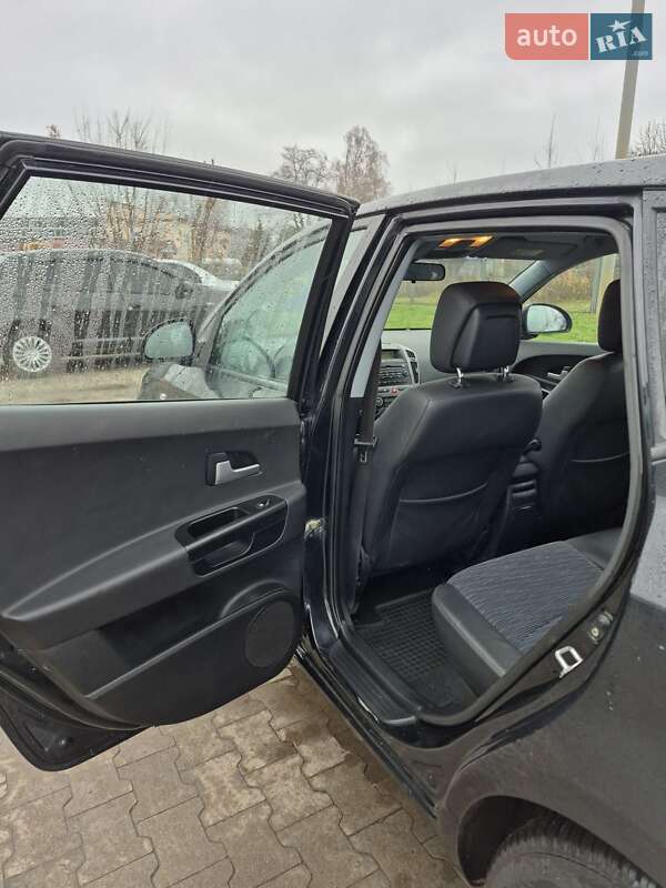 Хэтчбек Kia Ceed 2008 в Конотопе