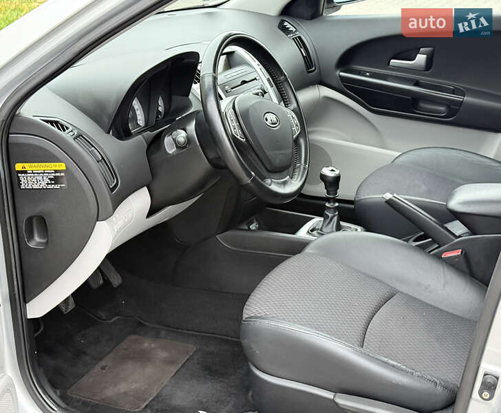 Универсал Kia Ceed 2008 в Луцке