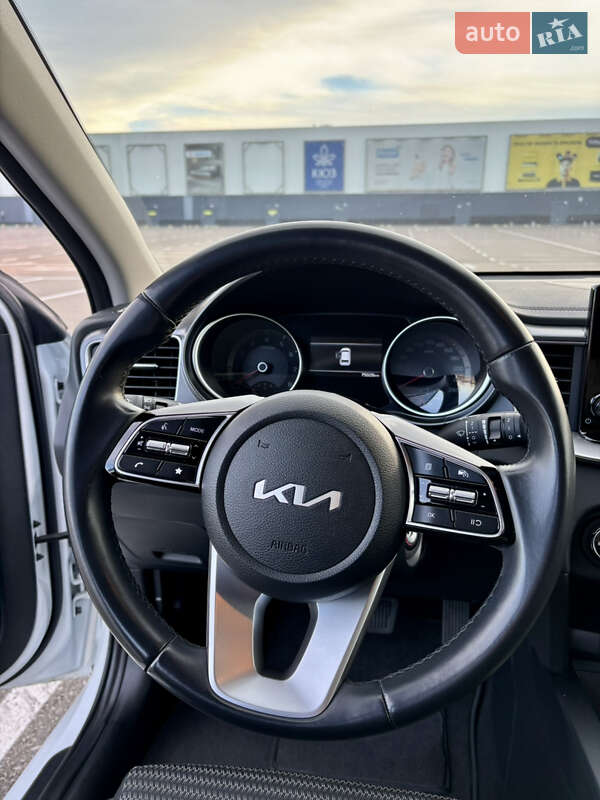 Хетчбек Kia Ceed 2022 в Києві фото 20 Хетчбек Kia Ceed 2022 в Києві