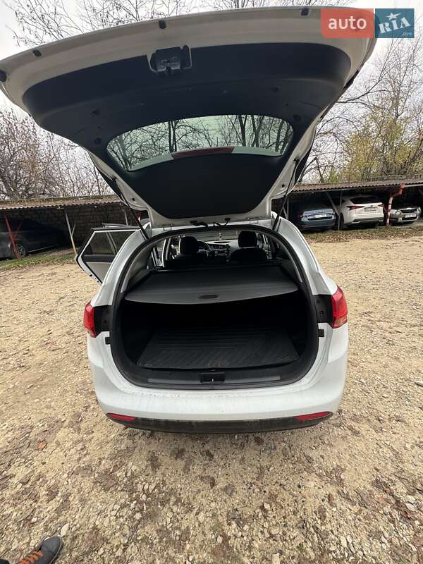 Универсал Kia Ceed 2013 в Киеве