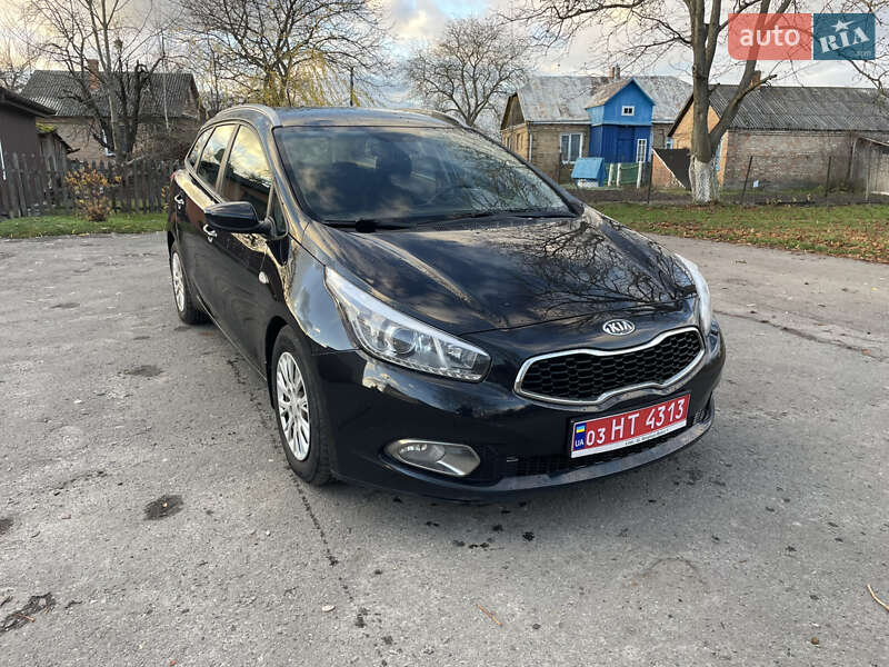 Универсал Kia Ceed 2013 в Луцке