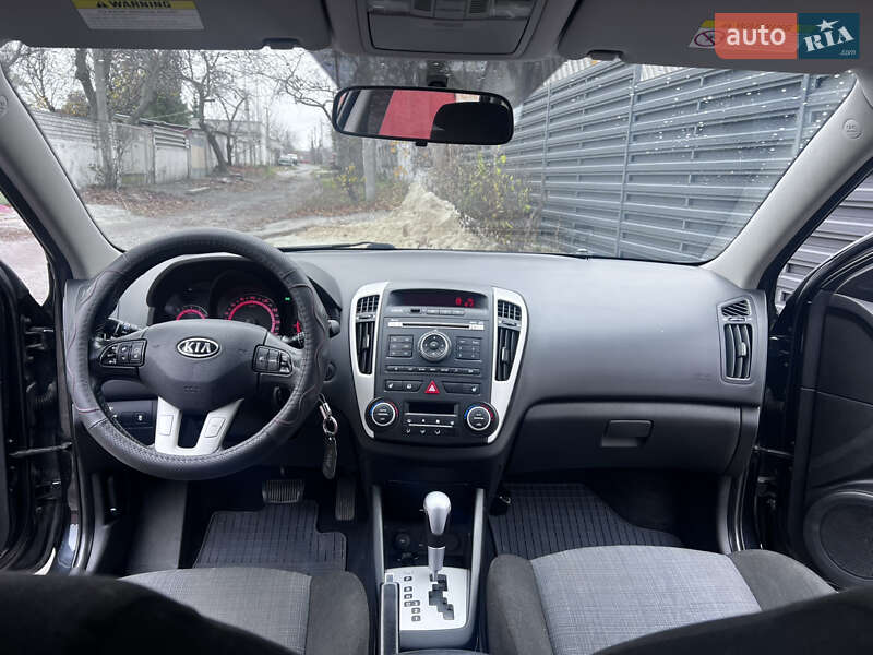 Универсал Kia Ceed 2009 в Днепре