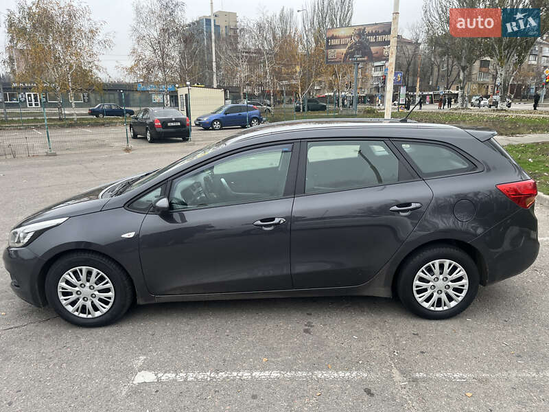 Универсал Kia Ceed 2012 в Запорожье