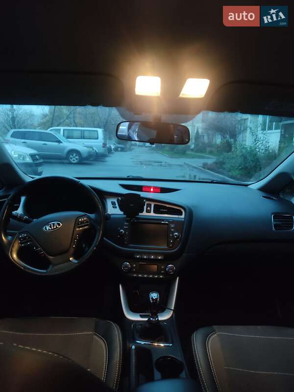 Универсал Kia Ceed 2014 в Киеве фото 12 Универсал Kia Ceed 2014 в Киеве