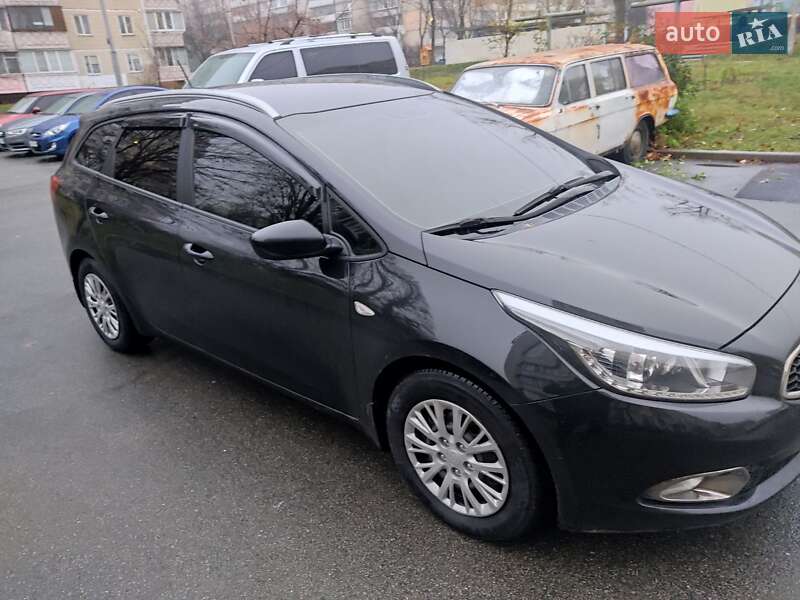 Универсал Kia Ceed 2014 в Киеве фото 4 Универсал Kia Ceed 2014 в Киеве