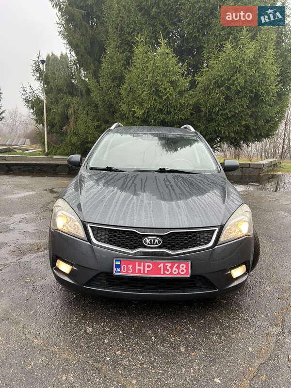 Универсал Kia Ceed 2012 в Золотоноше