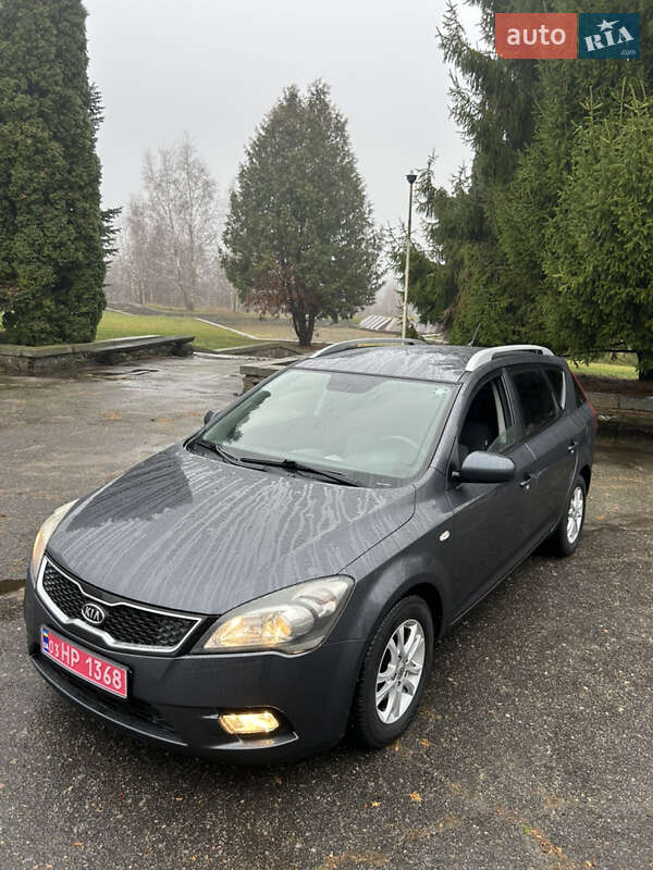 Универсал Kia Ceed 2012 в Золотоноше