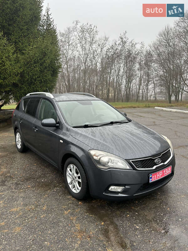 Универсал Kia Ceed 2012 в Золотоноше