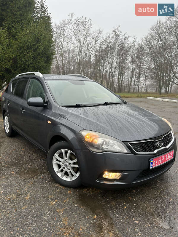 Универсал Kia Ceed 2012 в Золотоноше