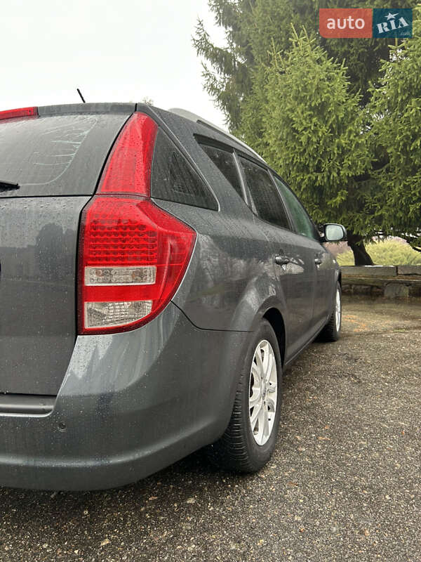 Универсал Kia Ceed 2012 в Золотоноше