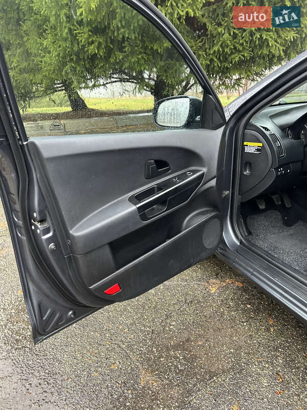 Универсал Kia Ceed 2012 в Золотоноше