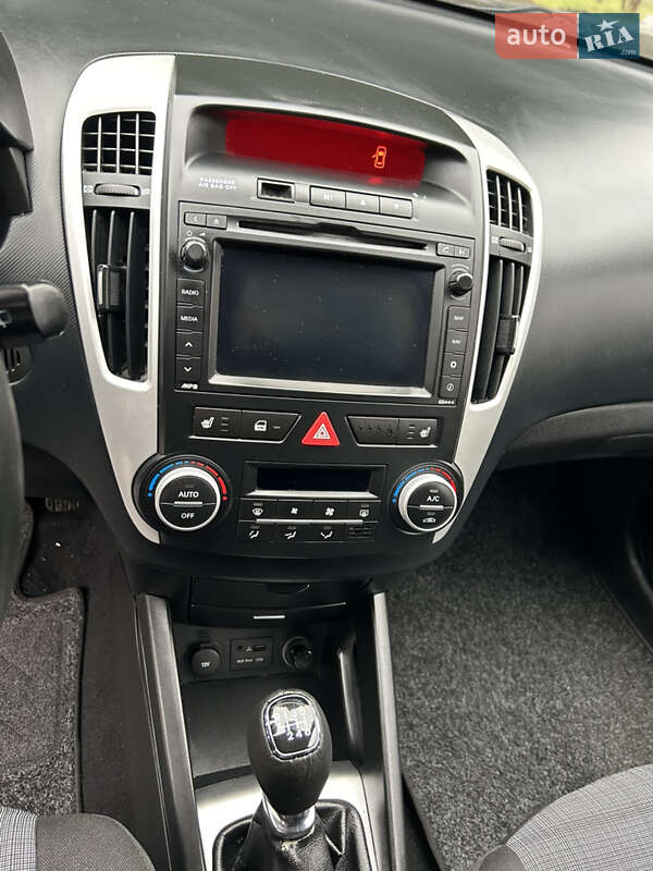 Универсал Kia Ceed 2012 в Золотоноше