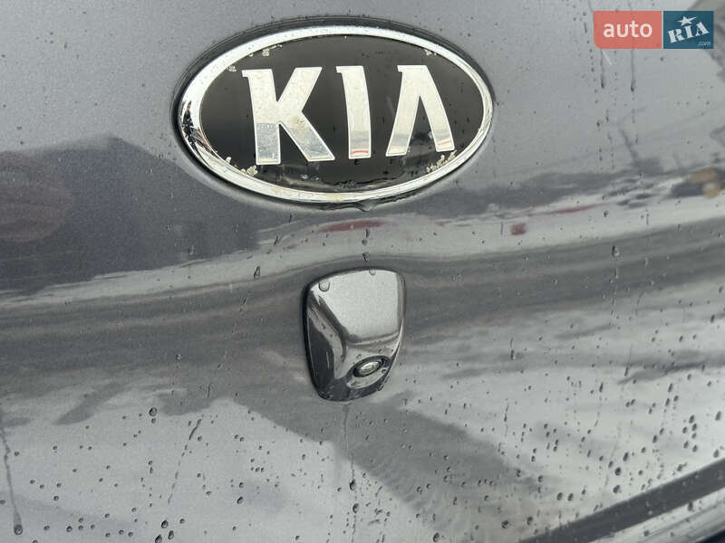 Хэтчбек Kia Ceed 2012 в Львове