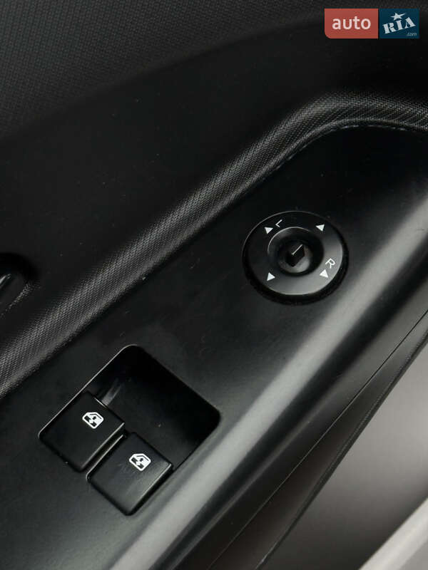 Хэтчбек Kia Ceed 2008 в Киеве