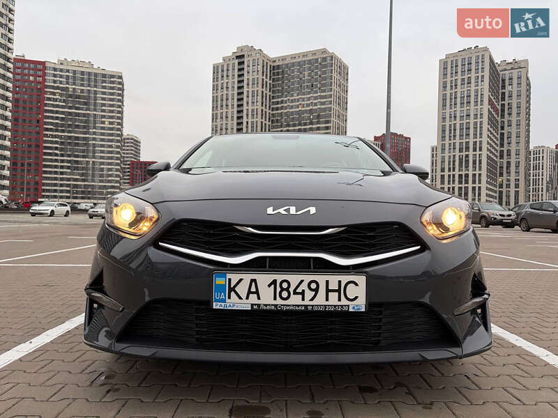 Хетчбек Kia Ceed 2022 в Києві