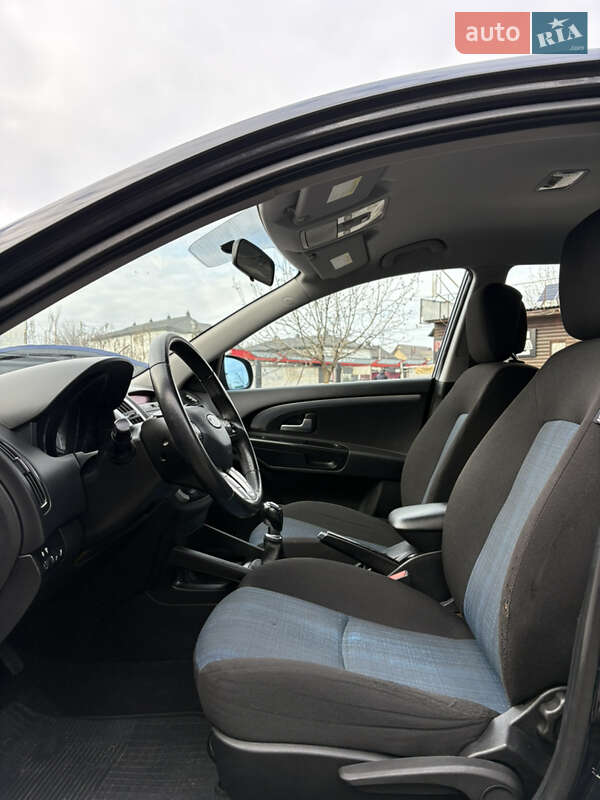 Хэтчбек Kia Ceed 2010 в Белой Церкви