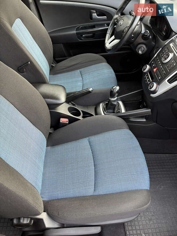 Хэтчбек Kia Ceed 2010 в Белой Церкви