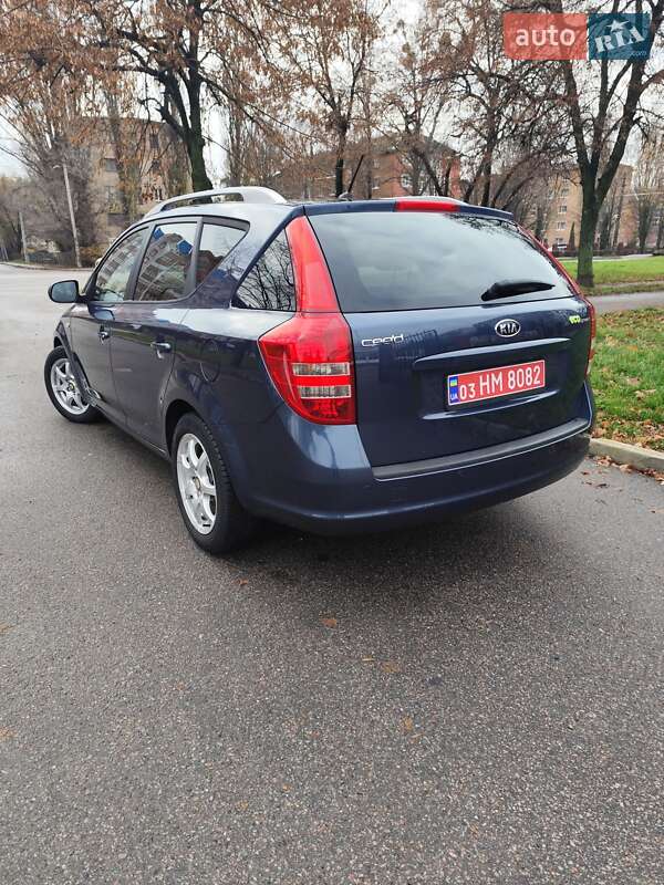 Универсал Kia Ceed 2010 в Белой Церкви