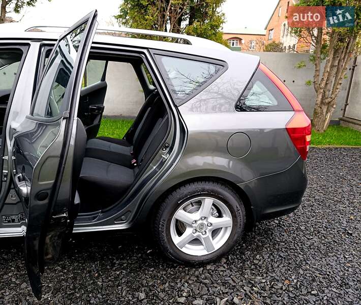 Універсал Kia Ceed 2011 в Луцьку